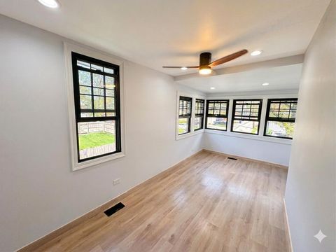 Tiny photo for 1836 Hartrey Avenue, Evanston, IL 60201 (MLS # 12628254)