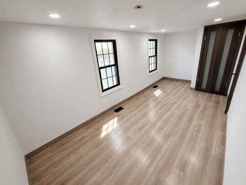 Tiny photo for 1836 Hartrey Avenue, Evanston, IL 60201 (MLS # 12628254)