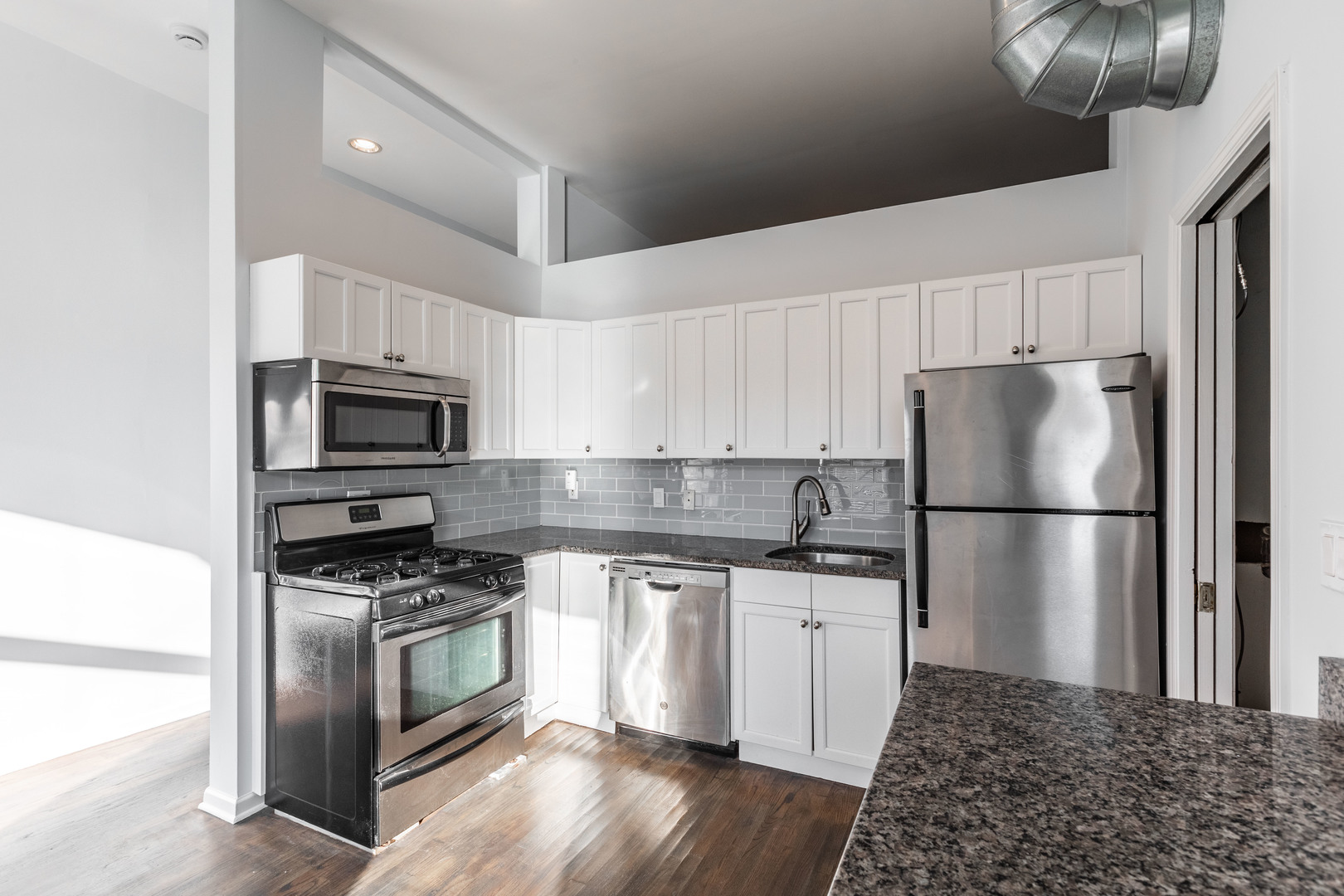 1133 W Madison Street 2R