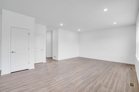 Tiny photo for 375 Danforth Drive, Oswego, IL 60543 (MLS # 12556204)