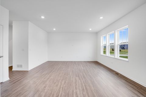 Tiny photo for 375 Danforth Drive, Oswego, IL 60543 (MLS # 12556204)