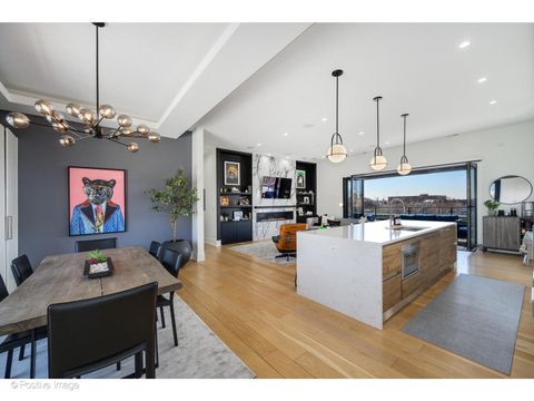 Tiny photo for 1425 W Fullerton Avenue #4S, Chicago, IL 60614 (MLS # 12320125)