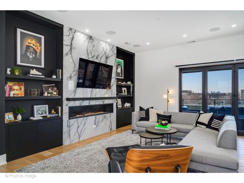 Tiny photo for 1425 W Fullerton Avenue #4S, Chicago, IL 60614 (MLS # 12320125)