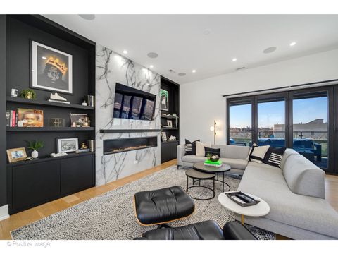 Tiny photo for 1425 W Fullerton Avenue #4S, Chicago, IL 60614 (MLS # 12320125)