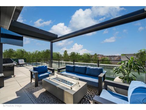 Tiny photo for 1425 W Fullerton Avenue #4S, Chicago, IL 60614 (MLS # 12320125)