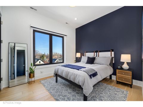 Tiny photo for 1425 W Fullerton Avenue #4S, Chicago, IL 60614 (MLS # 12320125)