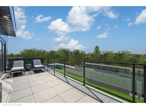 Tiny photo for 1425 W Fullerton Avenue #4S, Chicago, IL 60614 (MLS # 12320125)