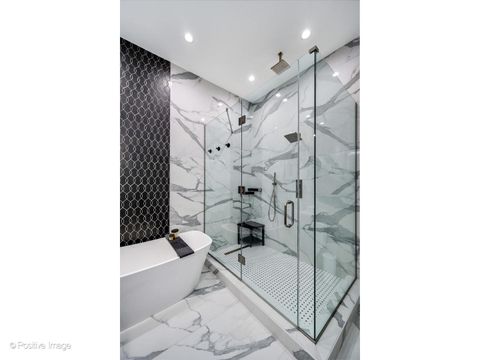Tiny photo for 1425 W Fullerton Avenue #4S, Chicago, IL 60614 (MLS # 12320125)