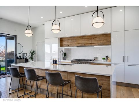 Tiny photo for 1425 W Fullerton Avenue #4S, Chicago, IL 60614 (MLS # 12320125)
