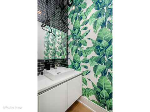 Tiny photo for 1425 W Fullerton Avenue #4S, Chicago, IL 60614 (MLS # 12320125)