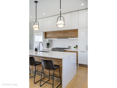 Tiny photo for 1425 W Fullerton Avenue #4S, Chicago, IL 60614 (MLS # 12320125)