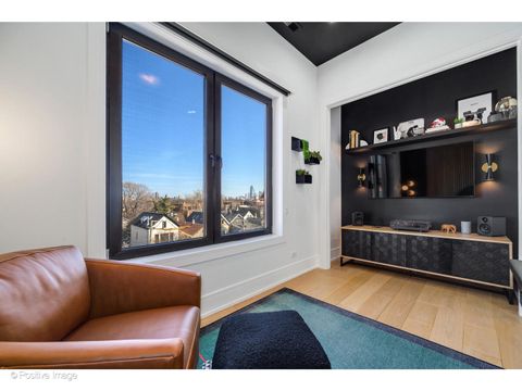 Tiny photo for 1425 W Fullerton Avenue #4S, Chicago, IL 60614 (MLS # 12320125)
