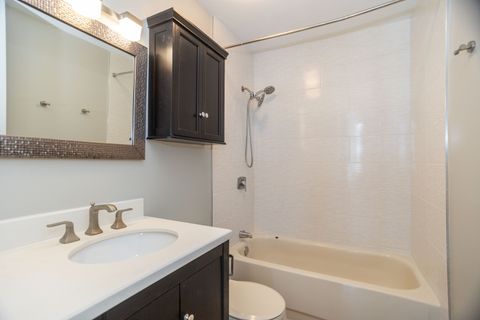 Tiny photo for 2605 S Indiana Avenue #1604, Chicago, IL 60616 (MLS # 12604505)