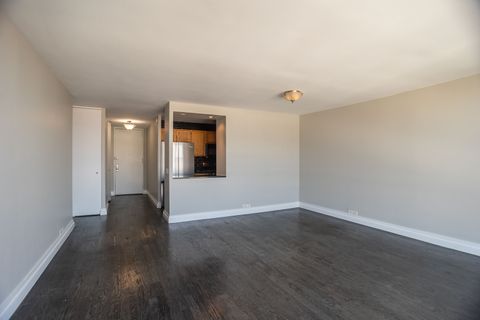 Tiny photo for 2605 S Indiana Avenue #1604, Chicago, IL 60616 (MLS # 12604505)