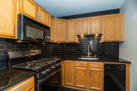 Tiny photo for 2605 S Indiana Avenue #1604, Chicago, IL 60616 (MLS # 12604505)