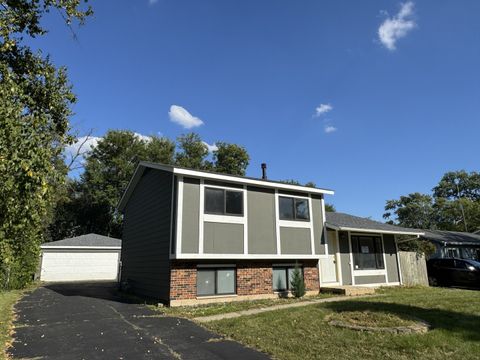 Tiny photo for 118 Springleaf Drive, Bolingbrook, IL 60440 (MLS # 12463708)