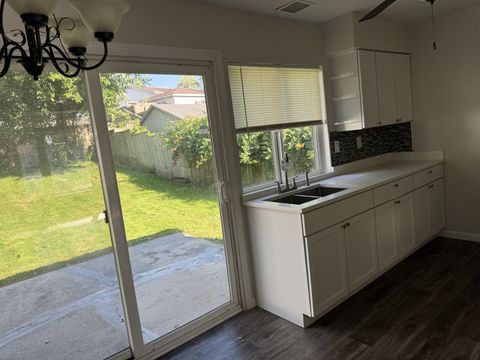 Tiny photo for 118 Springleaf Drive, Bolingbrook, IL 60440 (MLS # 12463708)