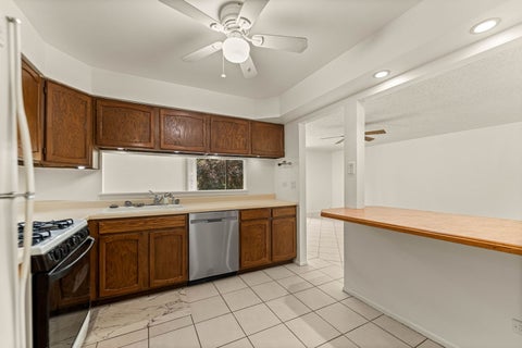 Tiny photo for 8245 Poplar Lane #5B, Palos Hills, IL 60465 (MLS # 12748120)