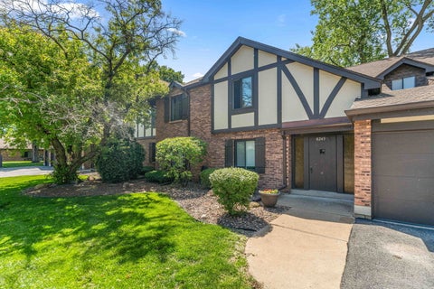 Tiny photo for 8245 Poplar Lane #5B, Palos Hills, IL 60465 (MLS # 12748120)