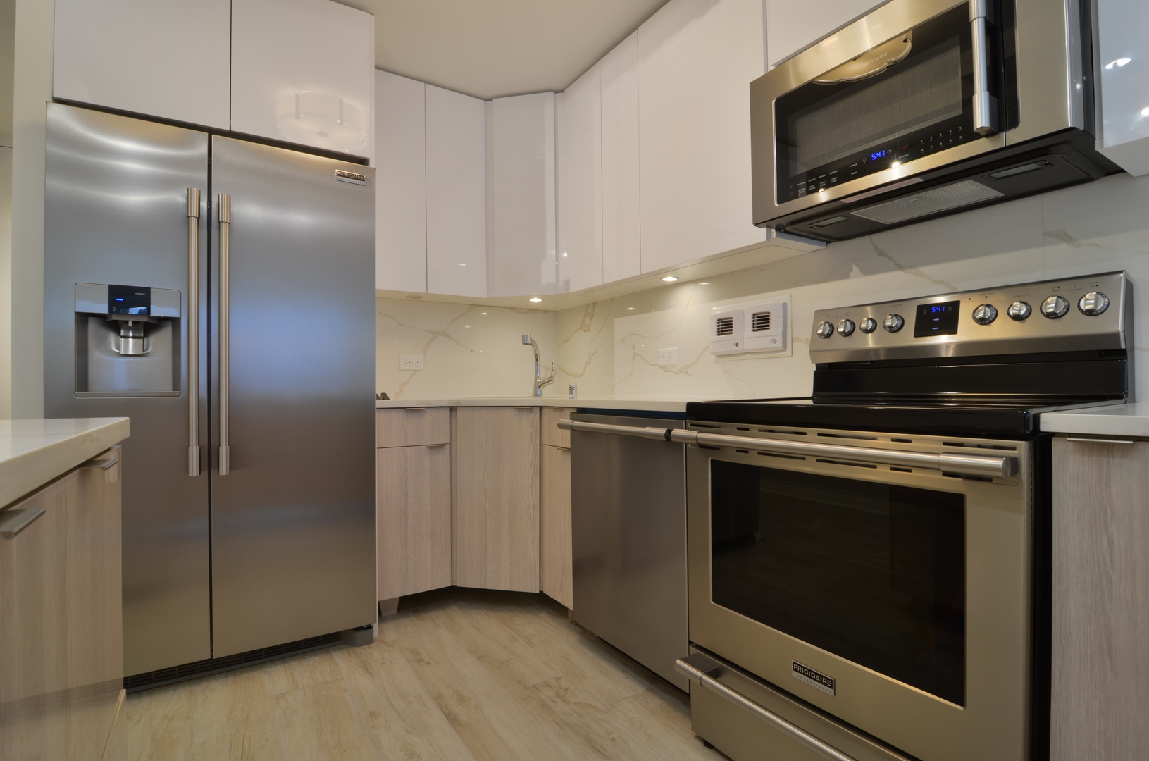 405 N WABASH Avenue 707