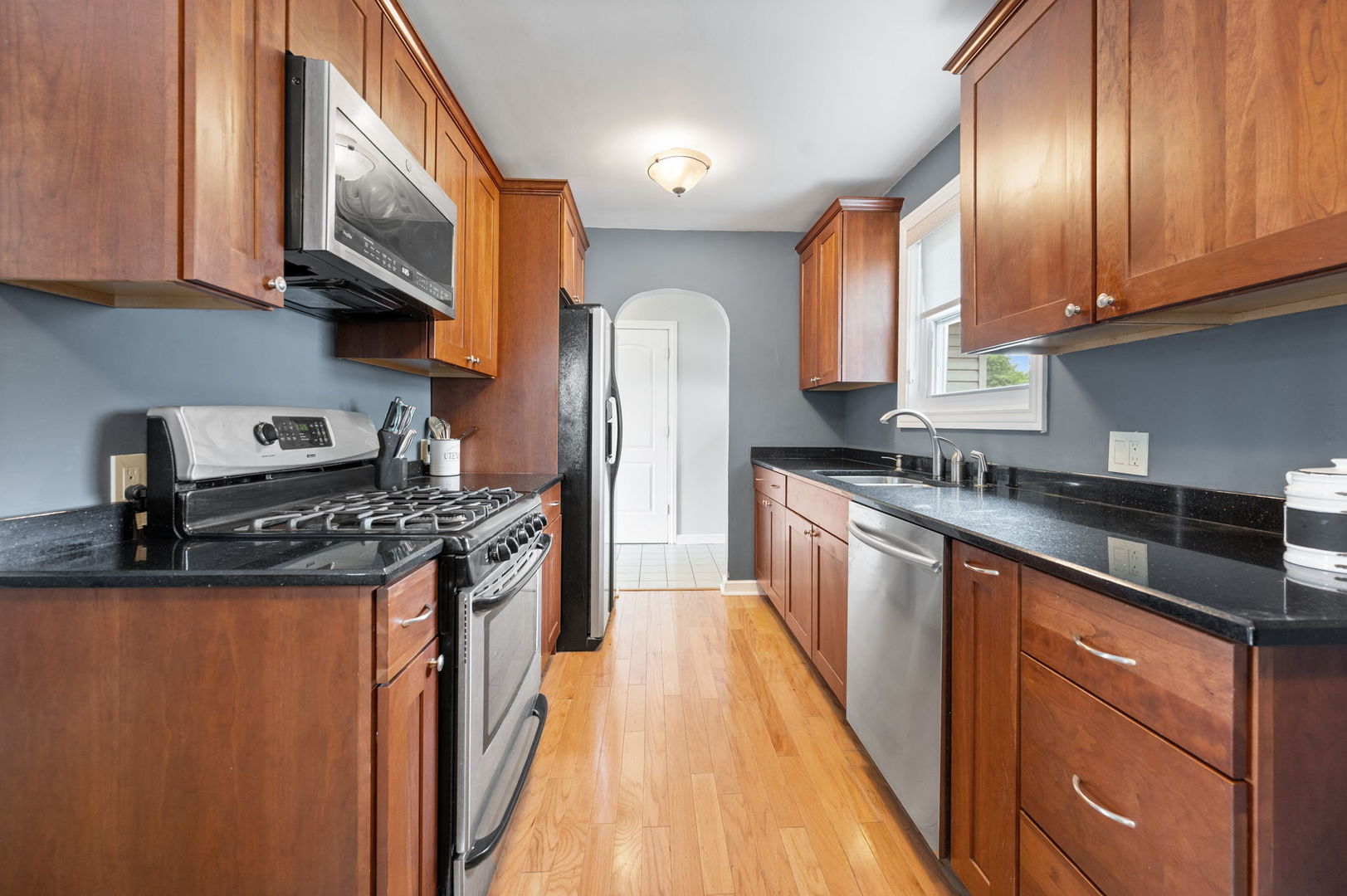 231 W Hickory Road