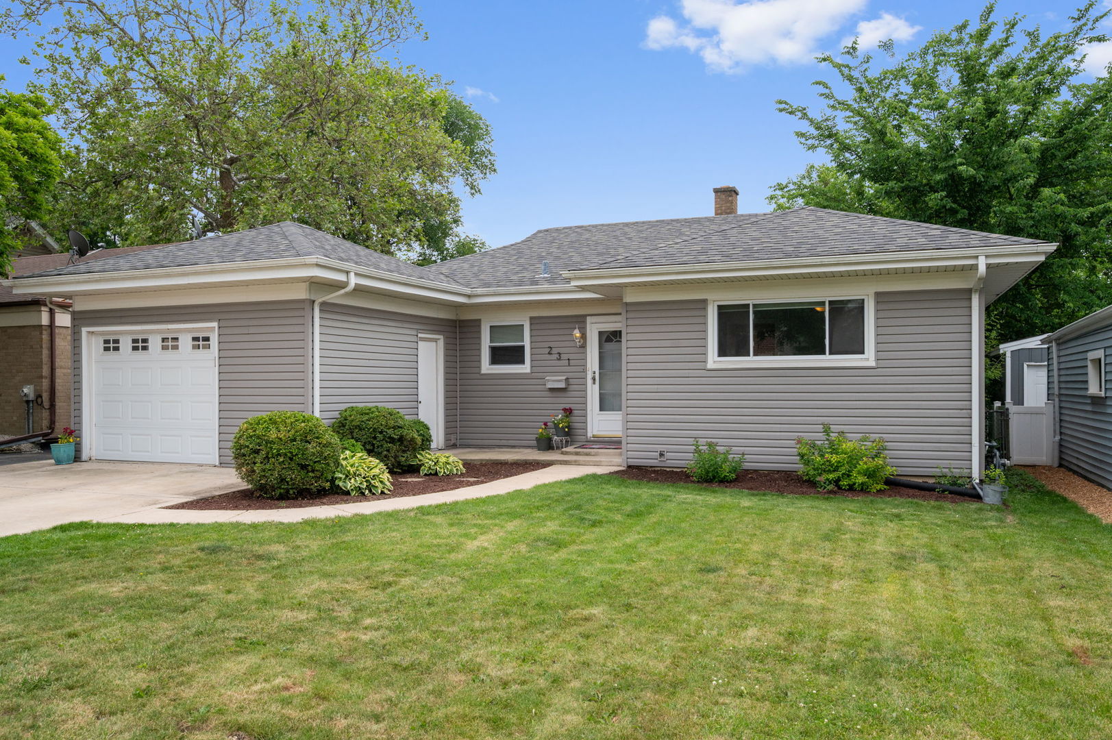 231 W Hickory Road