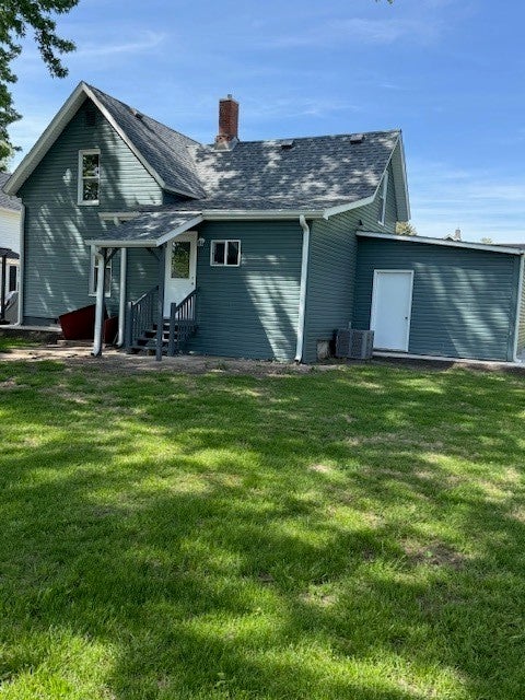 Tiny photo for 209 E Farnham Street, Sheffield, IL 61361 (MLS # 12629690)