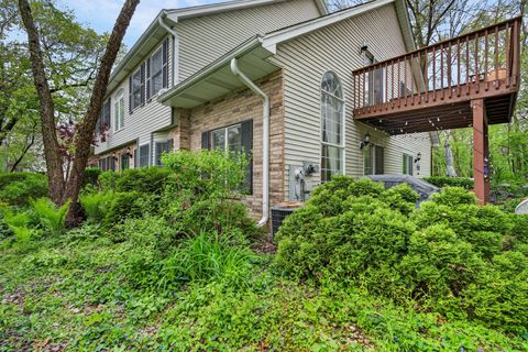 Tiny photo for 1327 Laurel Oaks Drive, Streamwood, IL 60107 (MLS # 12631830)