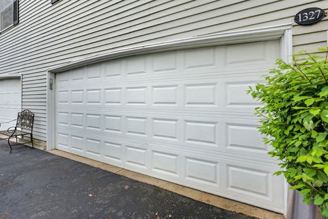 Tiny photo for 1327 Laurel Oaks Drive, Streamwood, IL 60107 (MLS # 12631830)