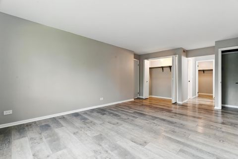 Tiny photo for 1415 Chartres Drive #1F, Northbrook, IL 60062 (MLS # 12461966)
