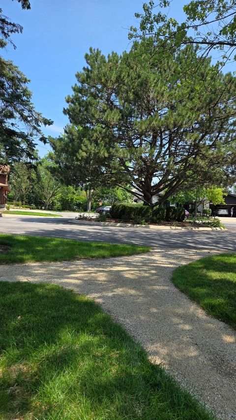 Tiny photo for 1415 Chartres Drive #1F, Northbrook, IL 60062 (MLS # 12461966)
