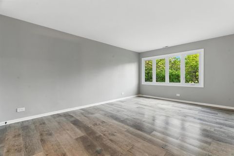 Tiny photo for 1415 Chartres Drive #1F, Northbrook, IL 60062 (MLS # 12461966)