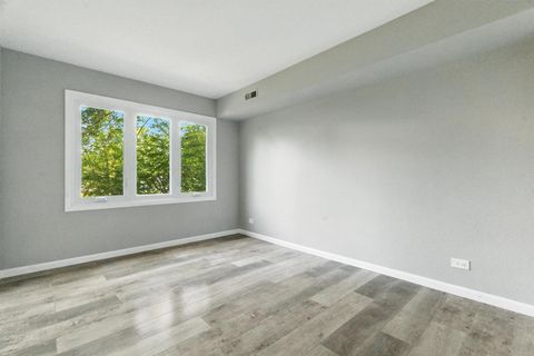 Tiny photo for 1415 Chartres Drive #1F, Northbrook, IL 60062 (MLS # 12461966)