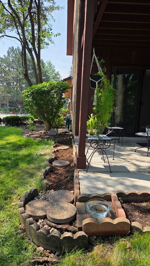 Tiny photo for 1415 Chartres Drive #1F, Northbrook, IL 60062 (MLS # 12461966)