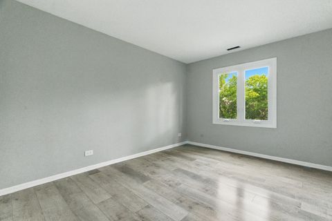 Tiny photo for 1415 Chartres Drive #1F, Northbrook, IL 60062 (MLS # 12461966)