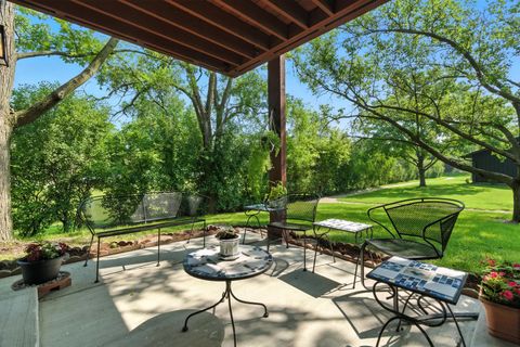 Tiny photo for 1415 Chartres Drive #1F, Northbrook, IL 60062 (MLS # 12461966)