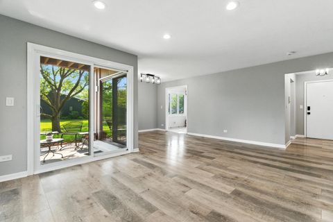 Tiny photo for 1415 Chartres Drive #1F, Northbrook, IL 60062 (MLS # 12461966)