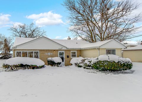 Photo of 3127 WOODWORTH Place, Hazel Crest, IL 60429 (MLS # 12504298)