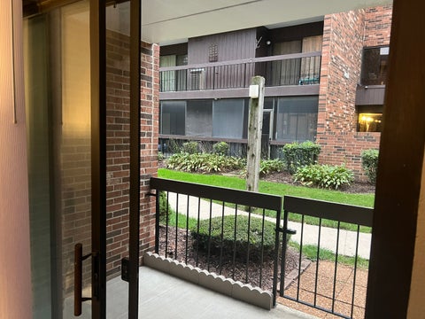 Tiny photo for 5515 Cromwell Lane #G4, Oak Forest, IL 60452 (MLS # 12768283)