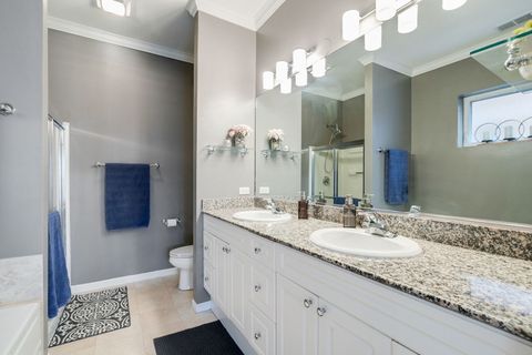 Tiny photo for 2735 N Kenmore Avenue #2S, Chicago, IL 60614 (MLS # 12479738)