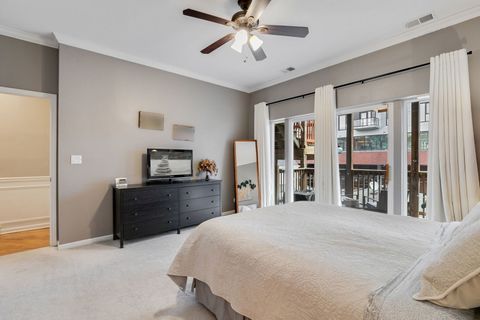 Tiny photo for 2735 N Kenmore Avenue #2S, Chicago, IL 60614 (MLS # 12479738)