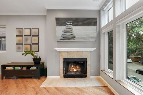 Tiny photo for 2735 N Kenmore Avenue #2S, Chicago, IL 60614 (MLS # 12479738)