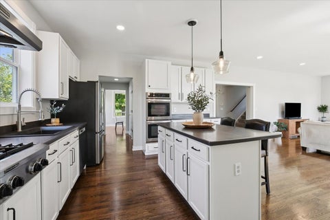 Tiny photo for 1117 Hedgerow Drive, Grayslake, IL 60030 (MLS # 12729958)