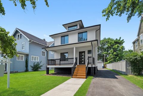 Tiny photo for 412 S 6th Avenue, Maywood, IL 60153 (MLS # 12486658)