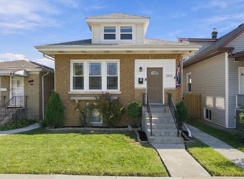 Photo of 3855 N New England Avenue, Chicago, IL 60634 (MLS # 12791691)