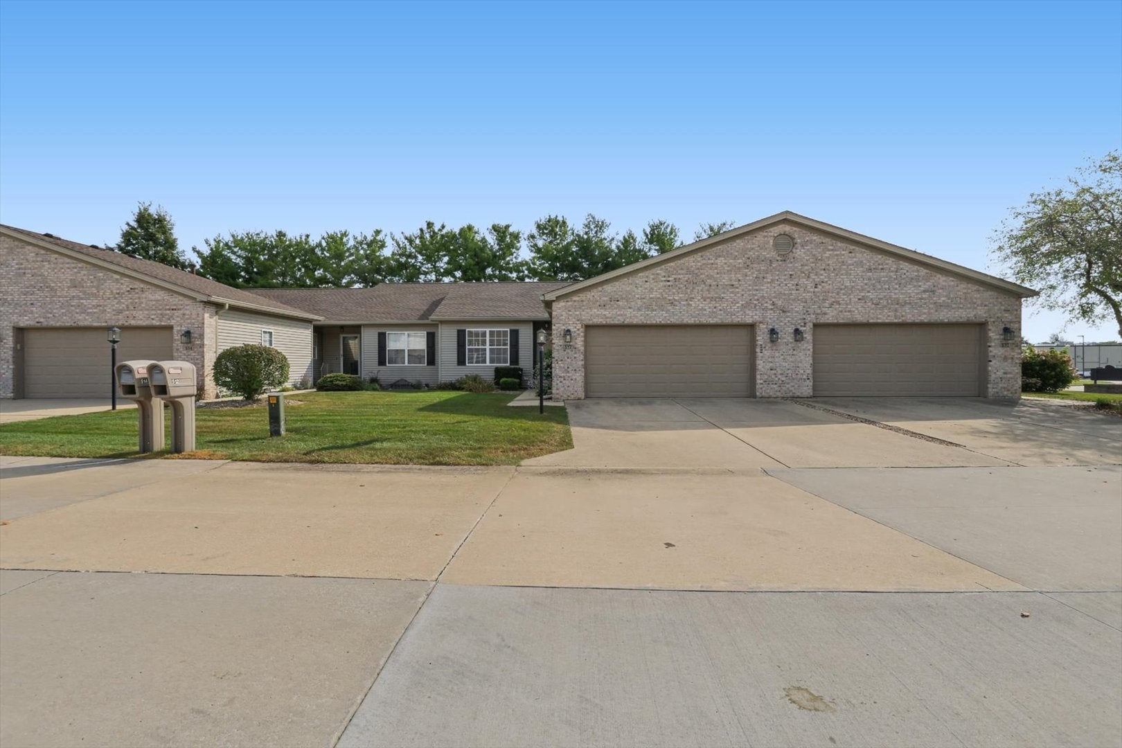 512 Stonecrest Drive 512