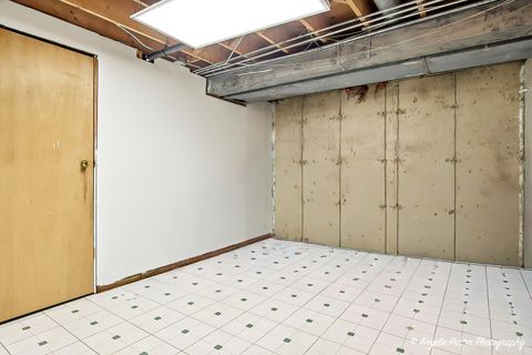 Tiny photo for 216 Waterbury Circle, Lake Villa, IL 60046 (MLS # 12550362)