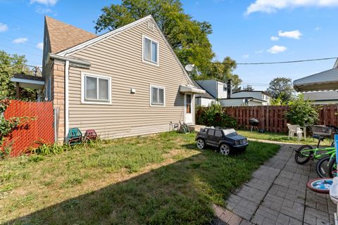 Tiny photo for 253 E Grand Avenue, Melrose Park, IL 60164 (MLS # 12504488)
