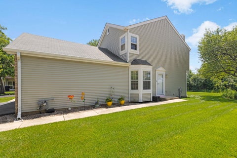Tiny photo for 486 Nicole Drive #D, Bartlett, IL 60103 (MLS # 12695617)
