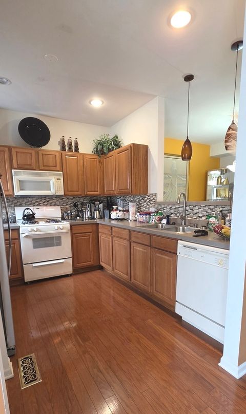 Tiny photo for 145 Enclave Circle #D, Bolingbrook, IL 60440 (MLS # 12600121)